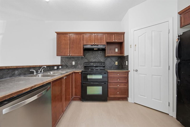 904-2066 Luxstone Boulevard SW, Airdrie — listing photo 8