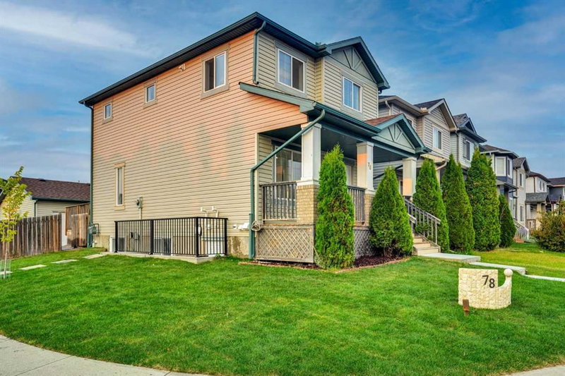 78 Saddlecrest Place NE, Saddle Ridge — interior photo