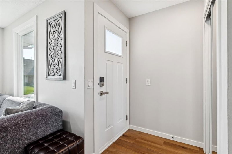 92 Woodford Drive SW, Woodbine — interior photo 6