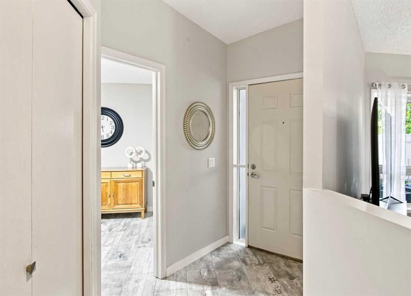 75 Lincoln Manor SW, Lincoln Park — interior photo 5