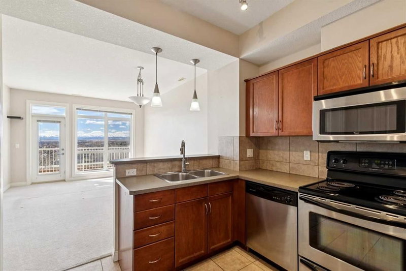 14, 169 Rockyledge View NW, Rocky Ridge — interior photo 5