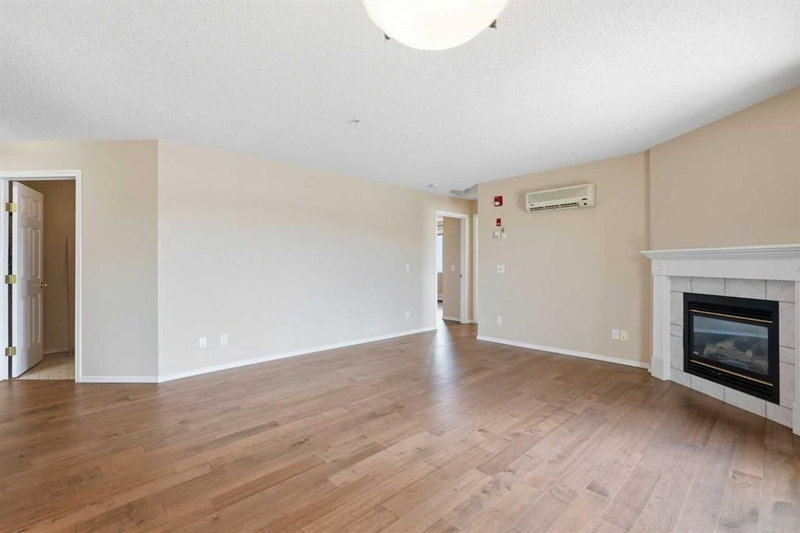 221, 290 Shawville Way SE, Shawnessy — interior photo 5
