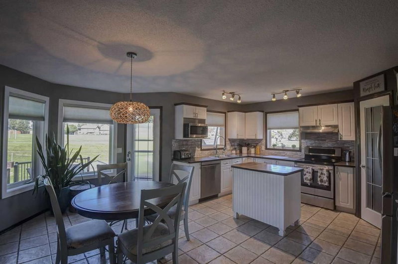 310 Springs Place SE, Big Springs — interior photo 6