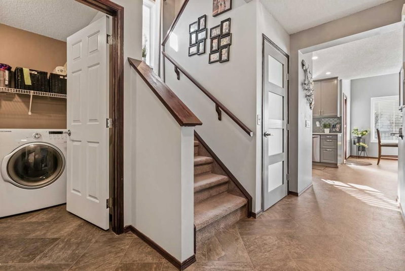 22 Hidden Valley Manor NW