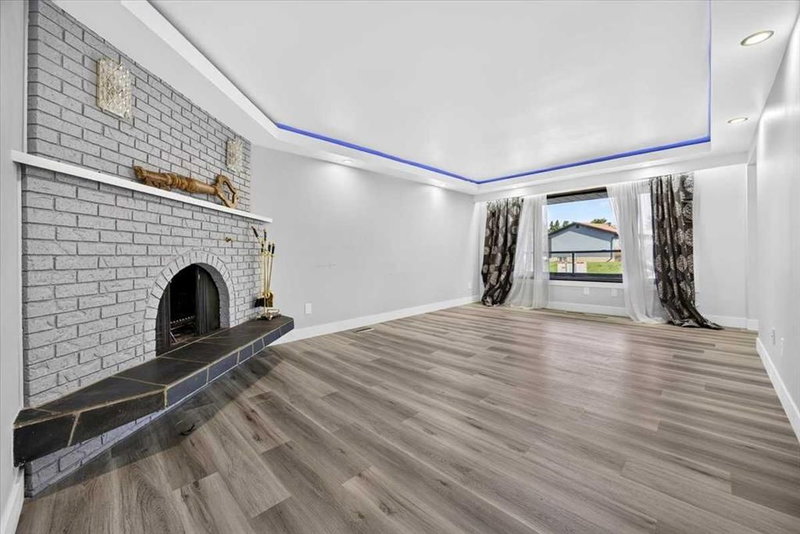 126 Marbrooke Circle NE, Marlborough — interior photo 5