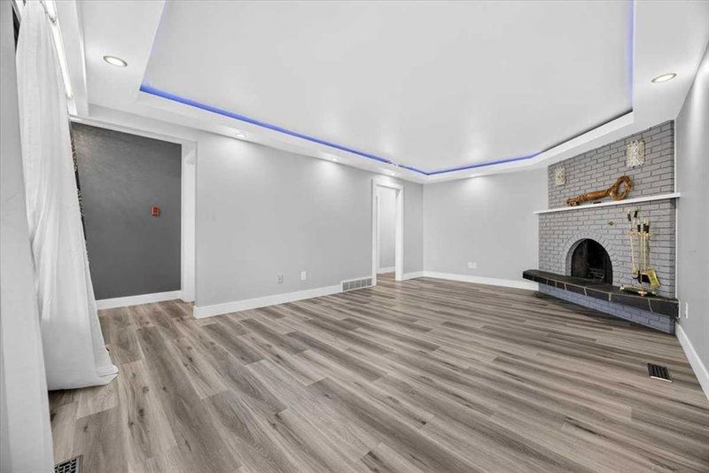 126 Marbrooke Circle NE, Marlborough — interior photo 6