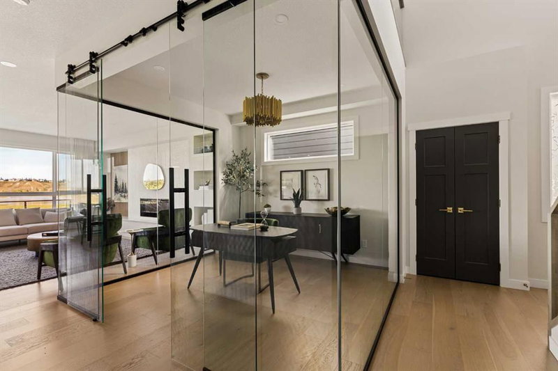 137 Wolf Hollow Villas SE, Wolf Willow — interior photo