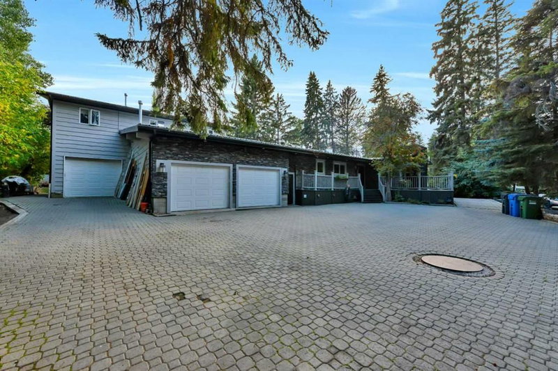 9 Cronquist Close