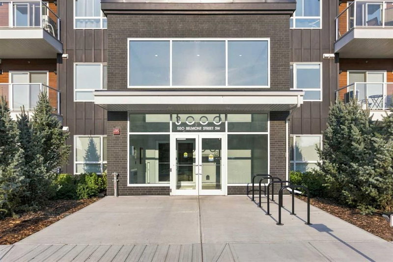 3210, 550 Belmont Street SW, Belmont — interior photo