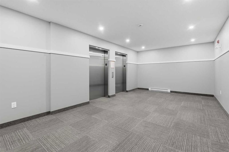 3210, 550 Belmont Street SW, Belmont — interior photo 7