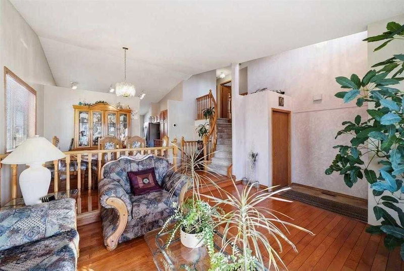 2855 Catalina Boulevard NE, Monterey Park — interior photo 6
