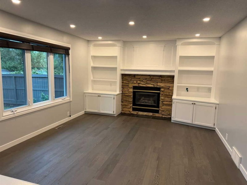 376 Sunlake Road SE, Sundance — interior photo