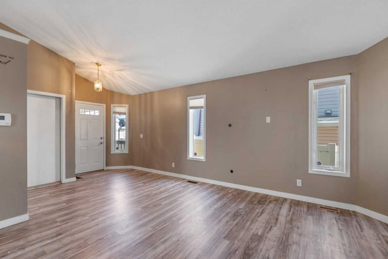 139 Los Alamos Place NE, Monterey Park — interior photo 7