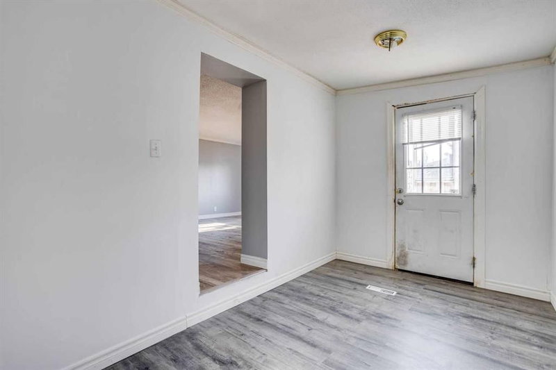 173 Cokerill Crescent