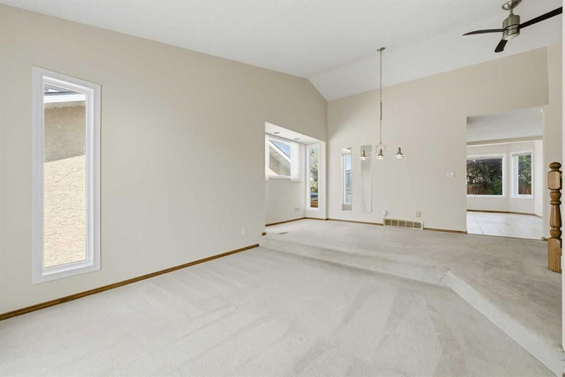 141 Woodbrook Road SW
