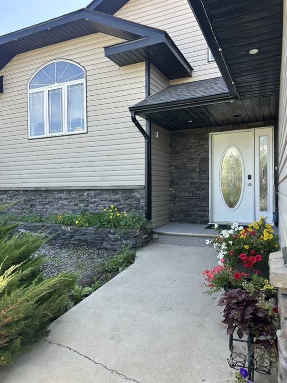 173 Westview Crescent