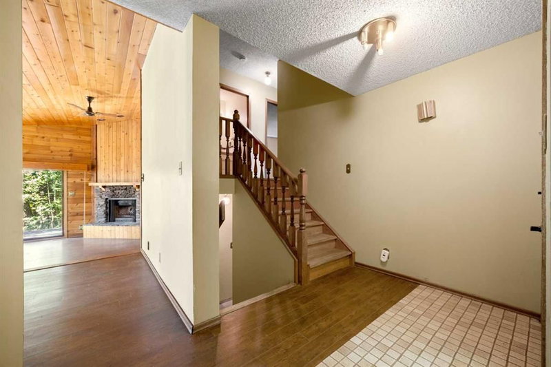 14 Pinewood Crescent