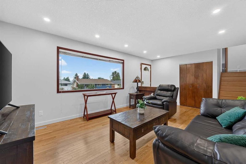 1032 Mayland Drive NE, Mayland Heights — interior photo 6