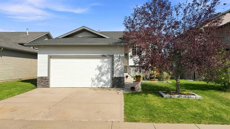 19 Jenner Crescent