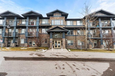 212 - 10 Panatella Road NW