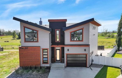 31 Leaside Crescent