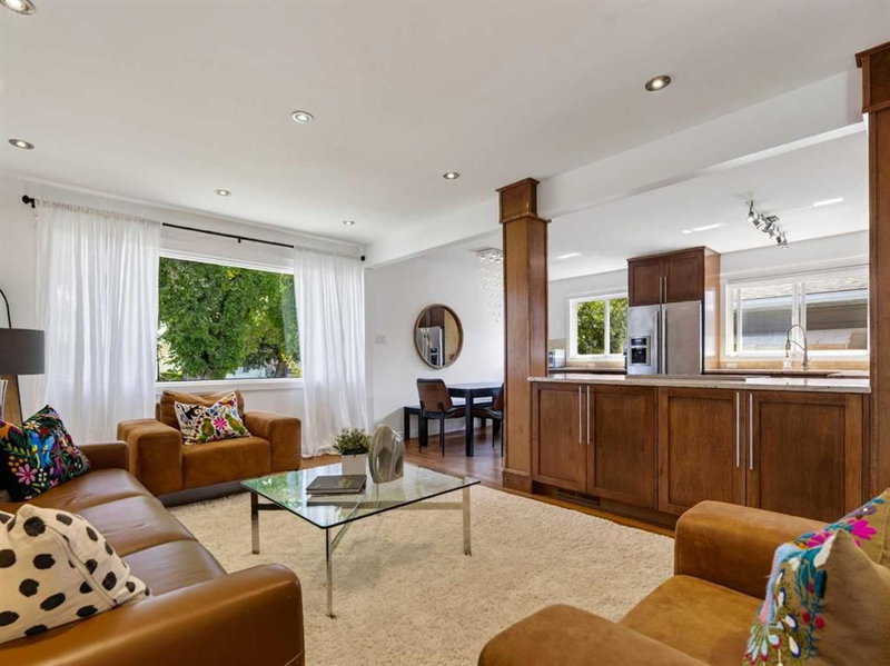 15 Hamlet Road SW, Calgary, Alberta