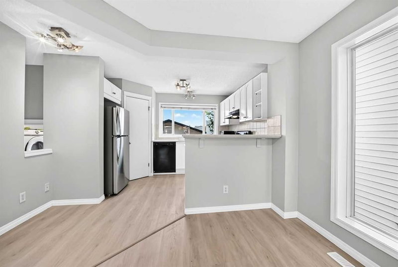 15 Prestwick Place SE, McKenzie Towne — interior photo 6