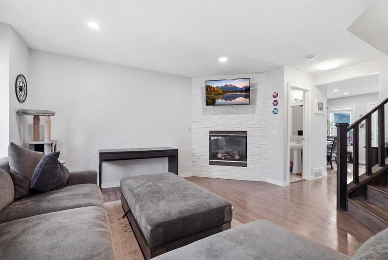 279 Everstone Drive SW, Evergreen — interior photo