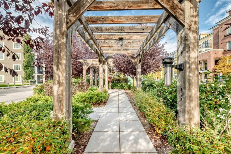 1414 - 99 Copperstone Park SE