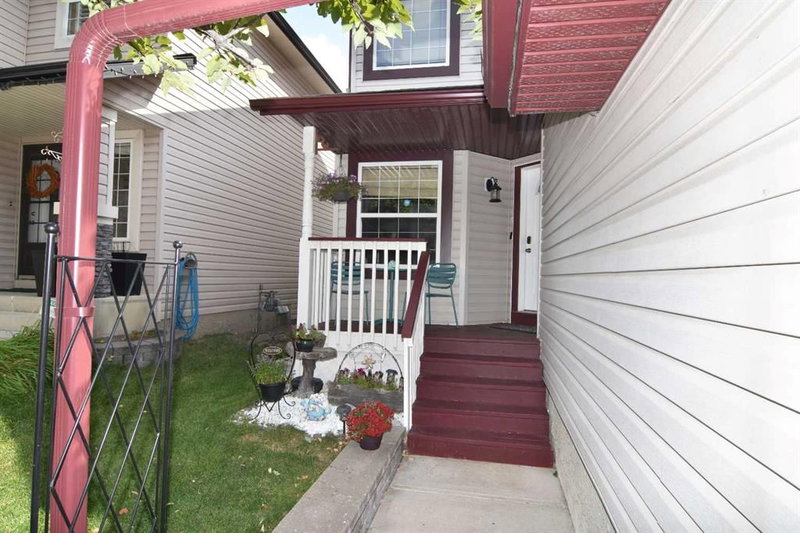 12 Country Hills Gate NW, Country Hills — interior photo