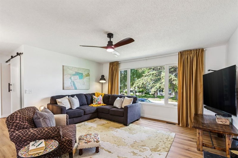 532 Queensland Circle SE, Queensland — interior photo 6