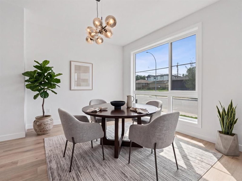 2352 7 Street NW, Mount Pleasant — interior photo