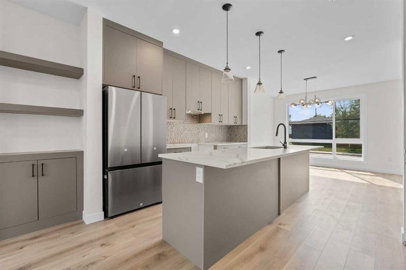 2352 7 Street NW, Mount Pleasant — interior photo 5