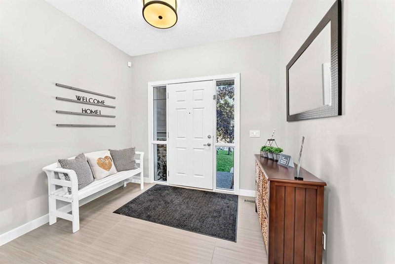 137 Aspenmere Circle