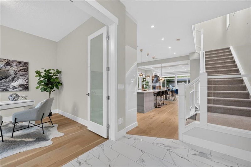 404 12 Avenue NW, Crescent Heights — interior photo 5