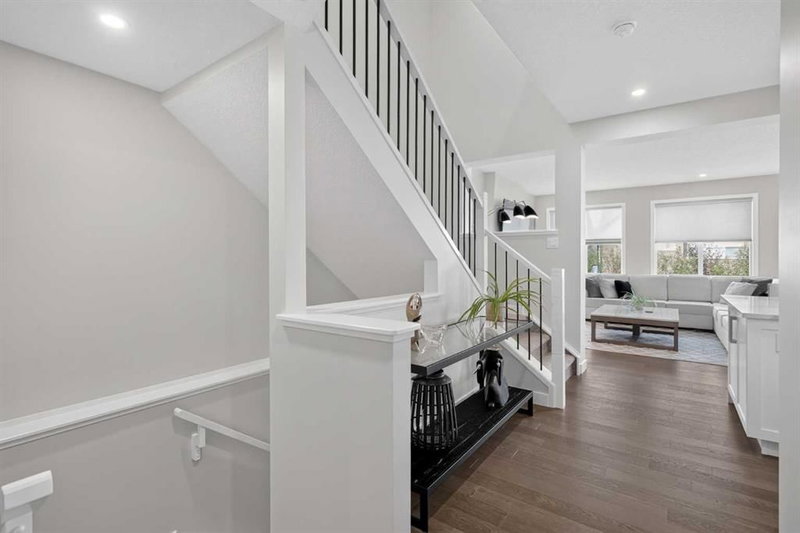 648 Legacy Woods Circle SE, Legacy — interior photo 6
