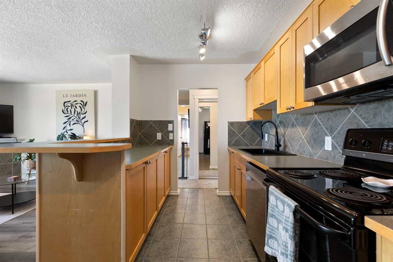 401, 2515 14A Street SW, Bankview — interior photo 5