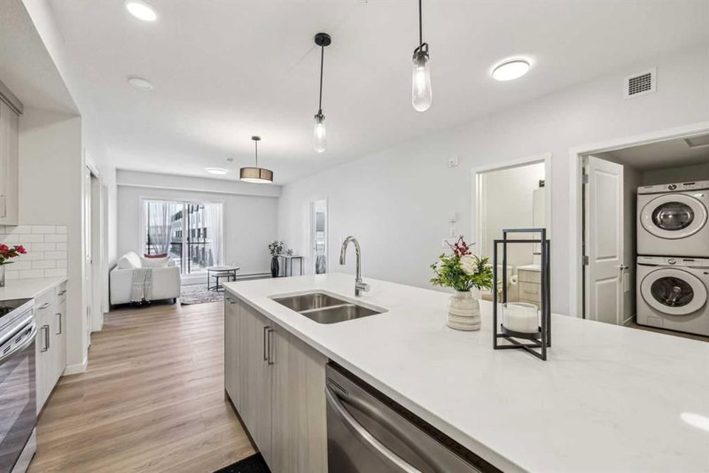 5202, 20295 Seton Way SE, Seton — interior photo 7