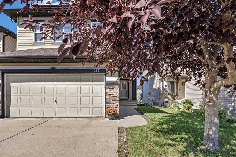149 Everwoods Close SW