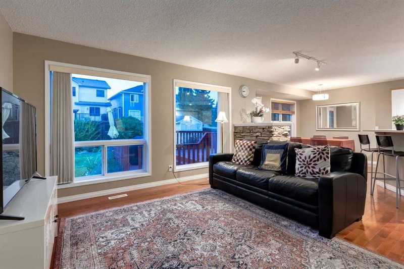 151 Arbour Butte Road NW, Arbour Lake — interior photo