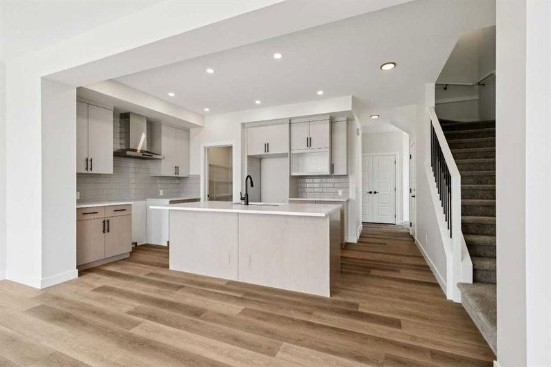 64 Southborough Common, Southbow Landing — interior photo 5