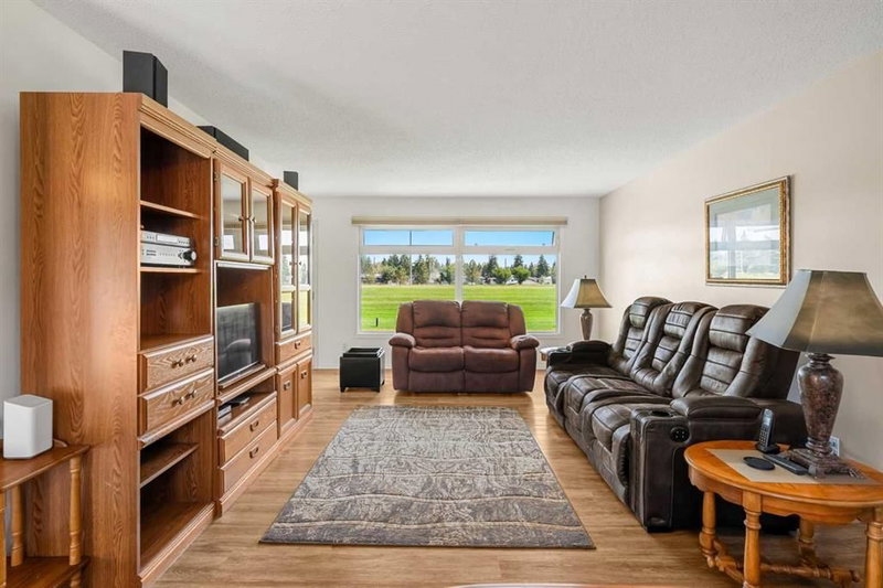 1307 Lake Ontario Drive SE