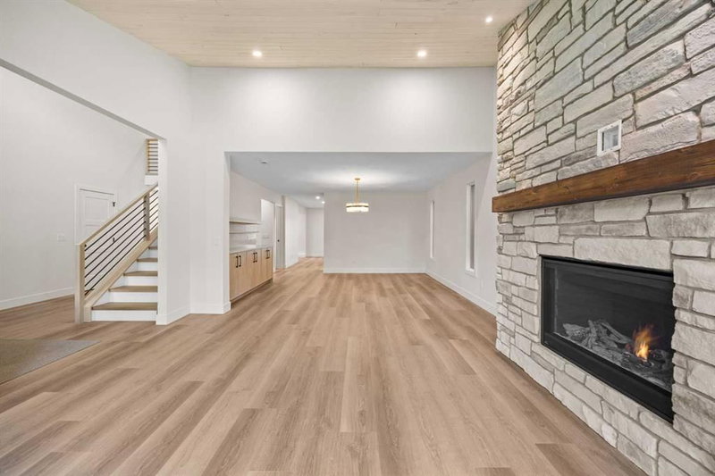 44 Canterbury Drive SW, Canyon Meadows — interior photo 7