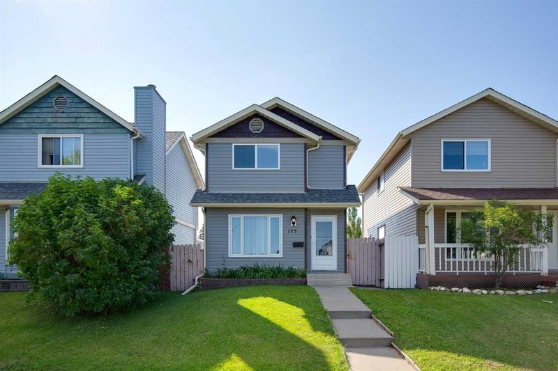 175 Castleridge Drive NE