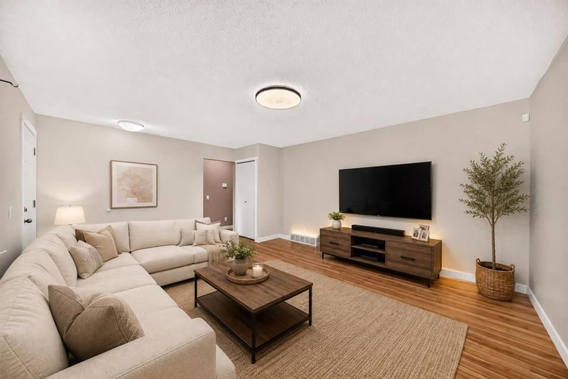 6607 Malvern Road NE, Marlborough Park — photo 3