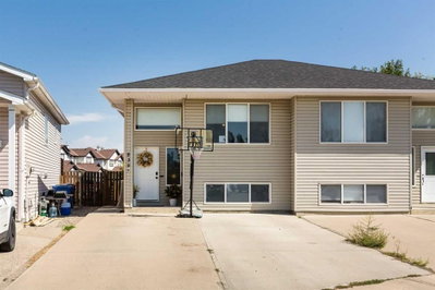 839 Blackfoot Terrace W