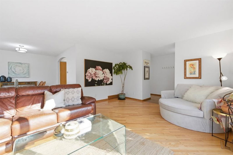 6016 Dalcastle Crescent NW, Dalhousie — interior photo 6
