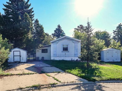 6024 Spruce Crescent