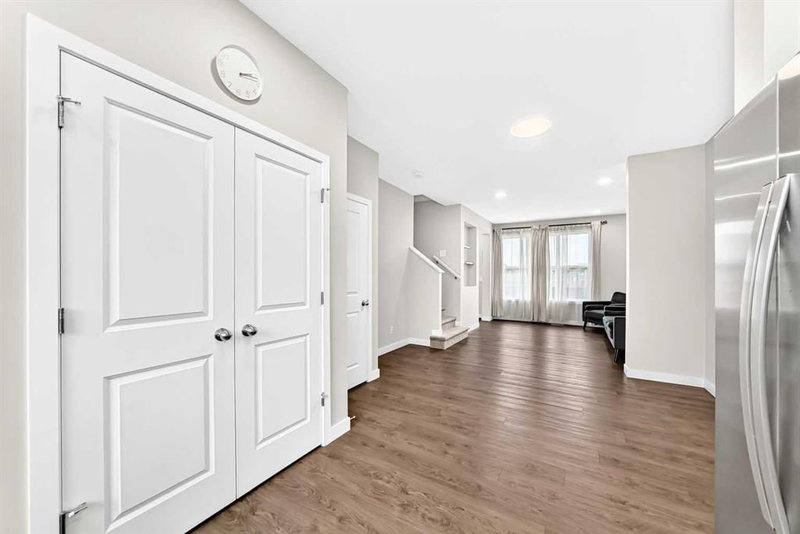 471 Livingston Way NE, Livingston — interior photo 5