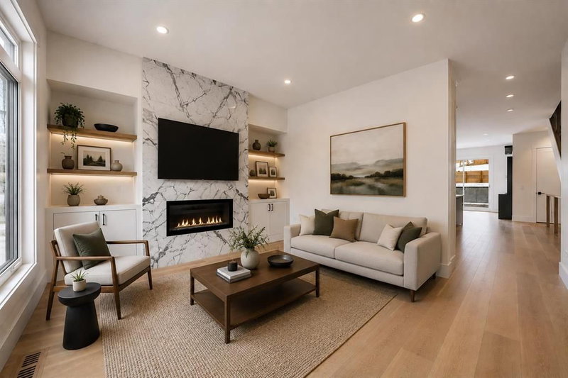 1907 28 Avenue SW